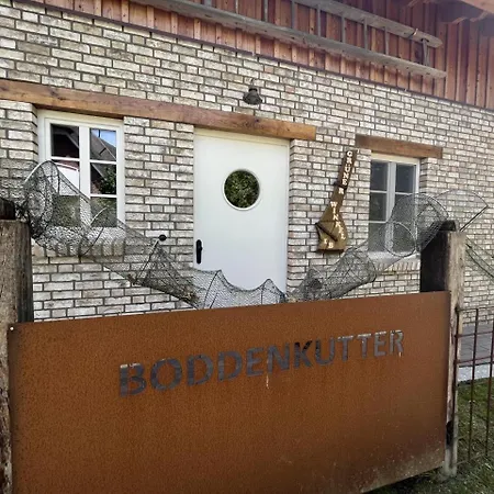 Boddenkutter Born