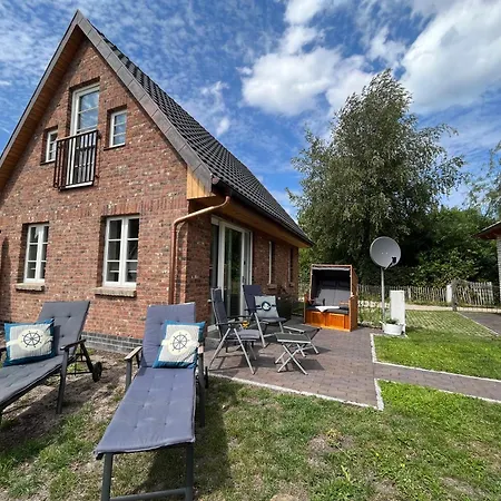 Boddenkutter بيت للعطل بون